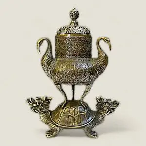 Lư xông trầm Tam hạc