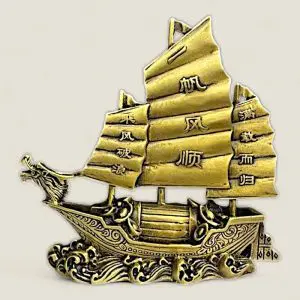 Tượng Thuận Buồm xuôi gió