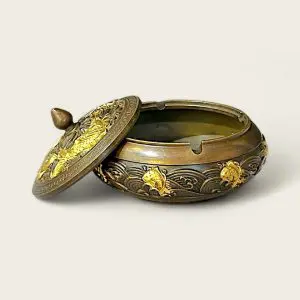 Gạt tàn Cá chép quần hội