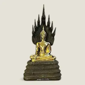 Tượng siêu phẩm Rắn Naga che chở đức Phật (Mẫu 1)