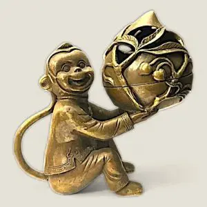 Lư xông trầm Khỉ dâng đào