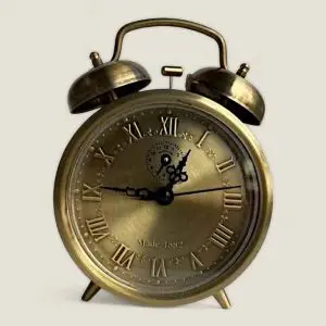 Đồng hồ cơ cót chất liệu đồng