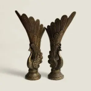 Cặp bình bông chim Công