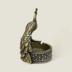 Gạt tàn Khổng Tước 