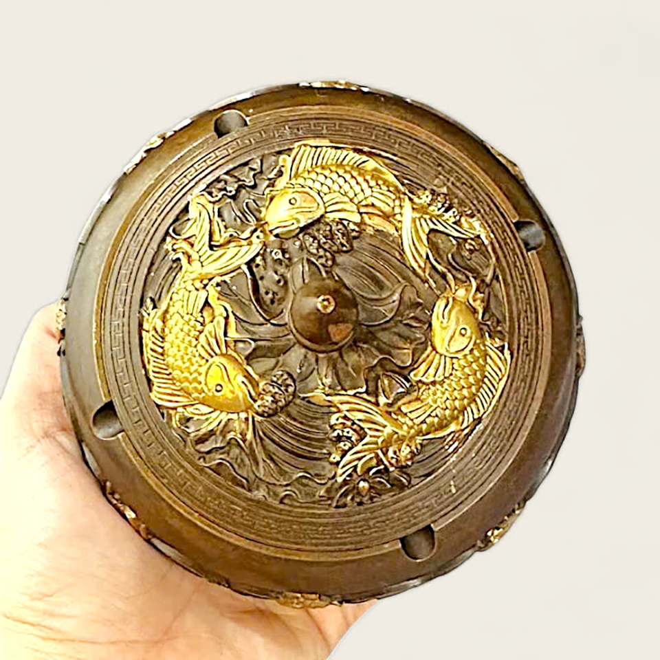 Gạt tàn Cá chép quần hội 5 Gạt tàn Cá chép quần hội - Ảnh 5