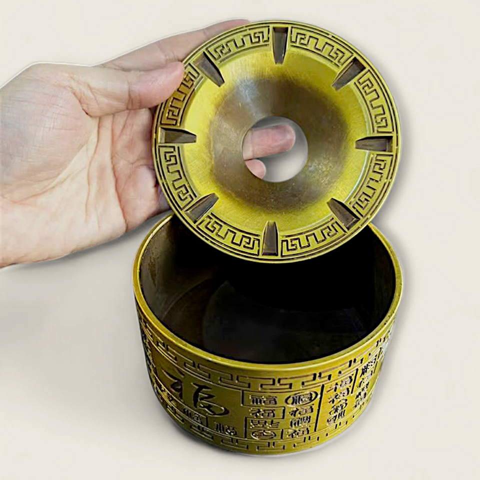 Gạt tàn thuốc chữ Phạn 2 Gạt tàn thuốc chữ Phạn - Ảnh 2