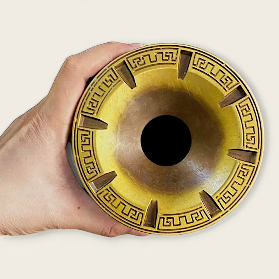 Gạt tàn thuốc chữ Phạn 6 Gạt tàn thuốc chữ Phạn - Ảnh 6