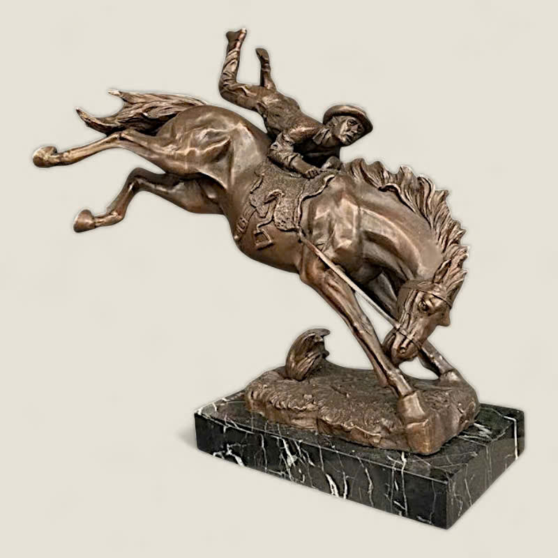 Tượng Cao Bồi Cưỡi Ngựa Phong Cách Châu Âu 1 Tượng Cao Bồi Cưỡi Ngựa Phong Cách Châu Âu